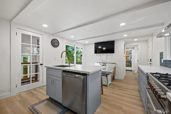 $649,000 | 16017 Palo Alto Drive, Guerneville, CA 95446