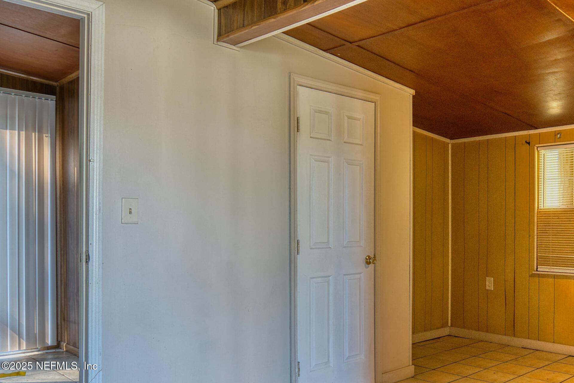 4828 Lambing Road Jacksonville, FL 32210 - Photo 6 of 31 a view of a bathroom with shower