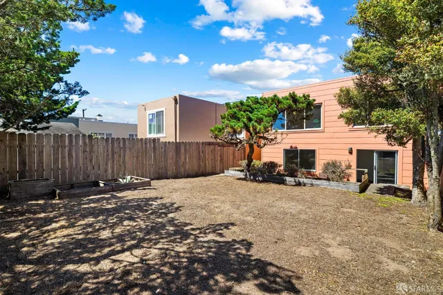 $1,095,000 | 2925 Kirkham Street, San Francisco, CA 94122