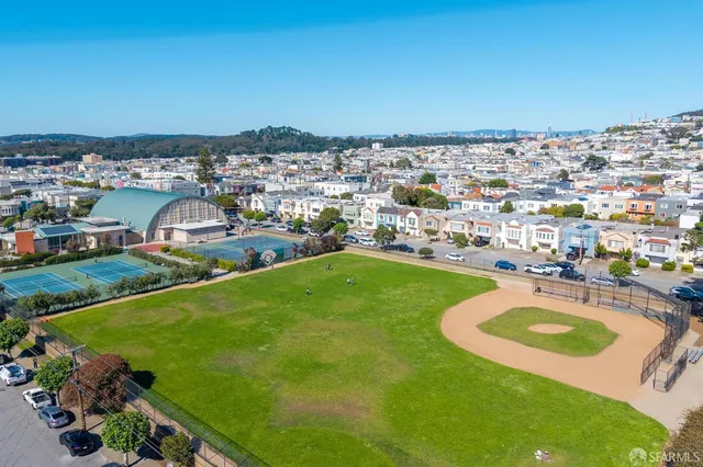 $1,095,000 | 2925 Kirkham Street, San Francisco, CA 94122