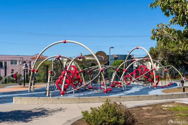 $1,095,000 | 2925 Kirkham Street, San Francisco, CA 94122