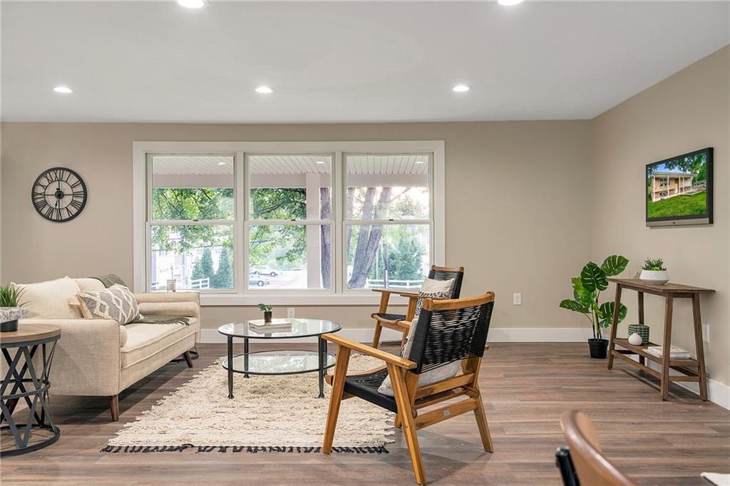 452 Country Club Road Washington, PA 15301 - Photo 14 of 25 Gallery Image 14