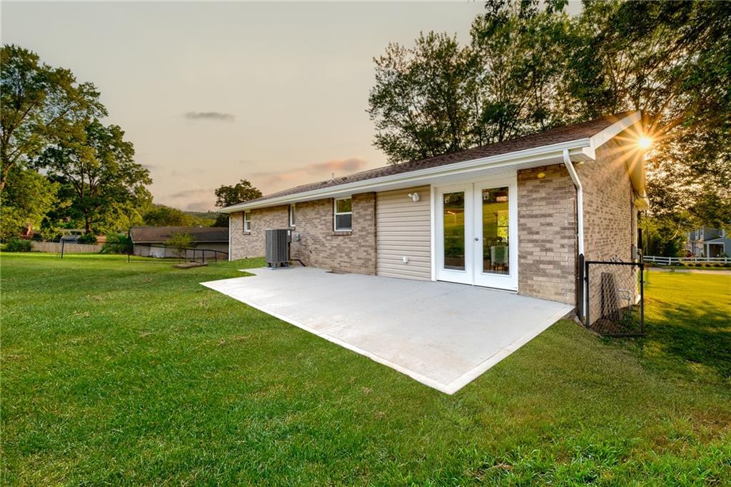452 Country Club Road Washington, PA 15301 - Photo 5 of 25 Gallery Image 5