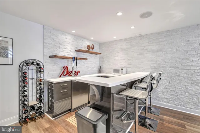 $684,900 | 120 Coventry Lane, Reading, PA 19610