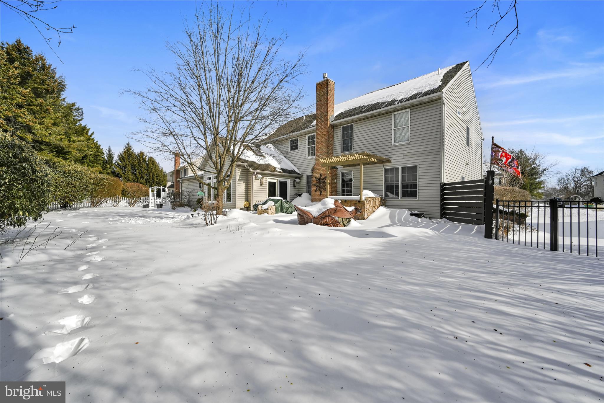 120 Coventry Lane Reading, PA 19610 - Photo 39 of 44 Exterior Back