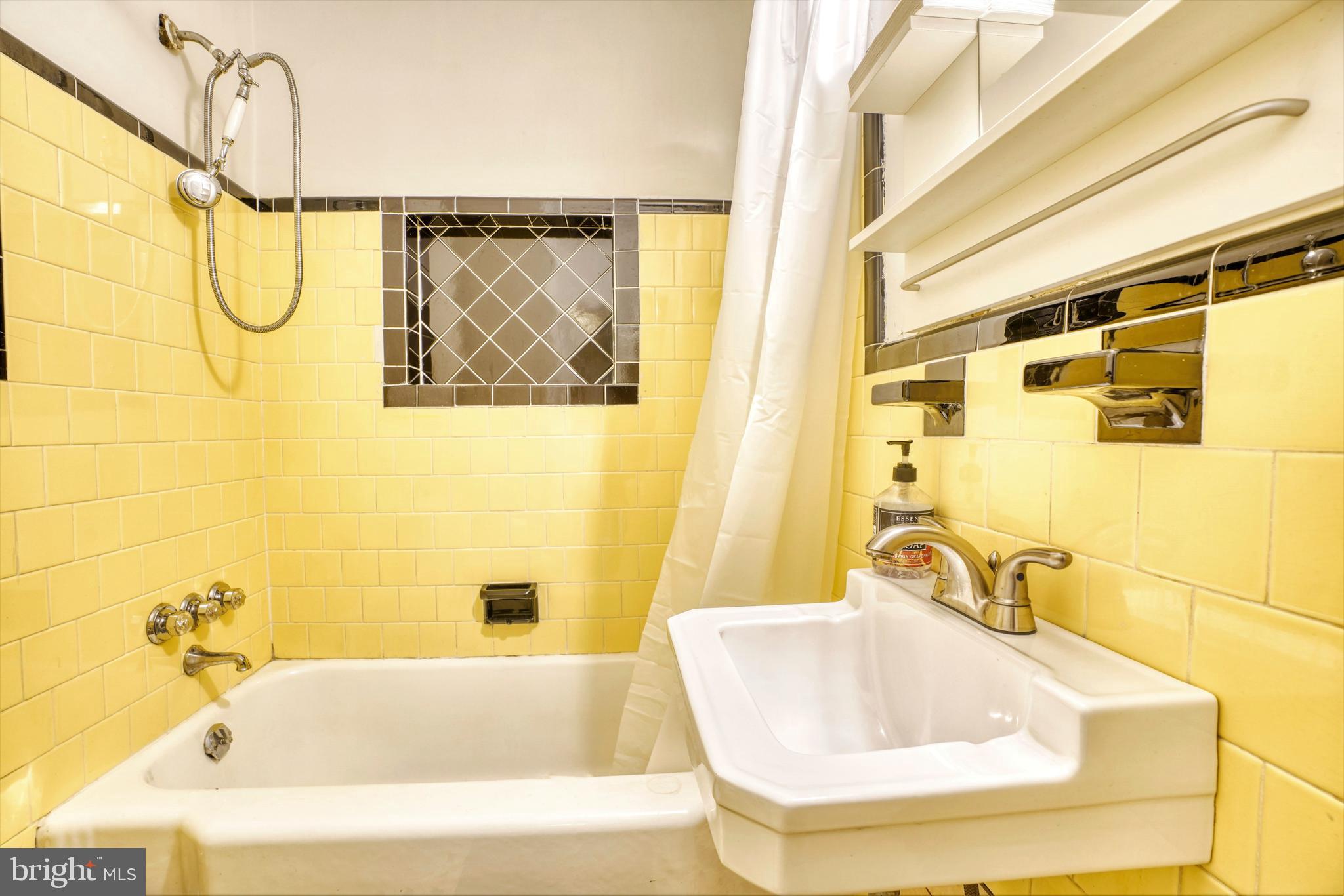 1928 Altavue Road Baltimore, MD 21228 - Photo 30 of 40