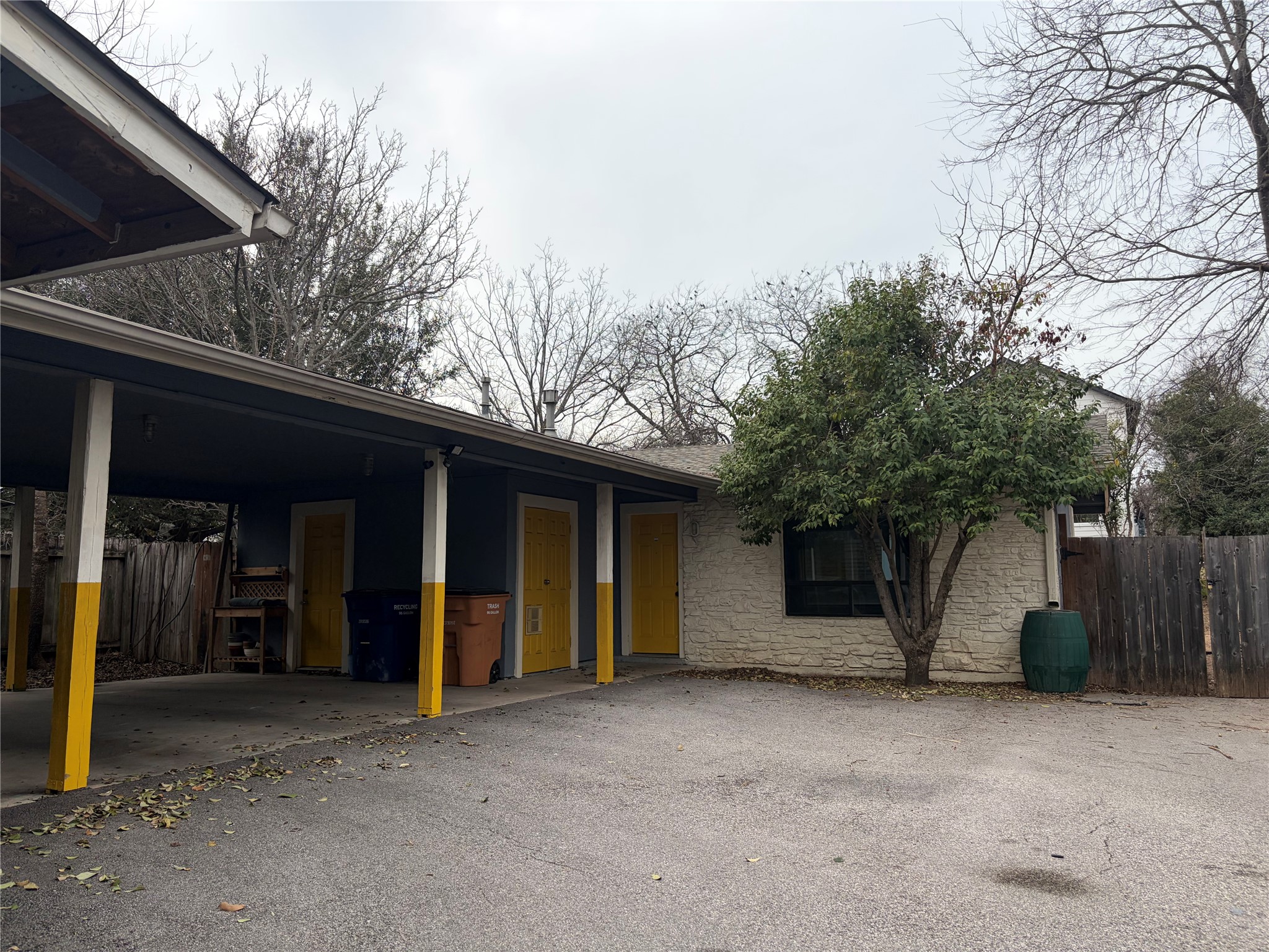 7404 Bethune Avenue Austin, TX 78752 - Photo 2 of 16