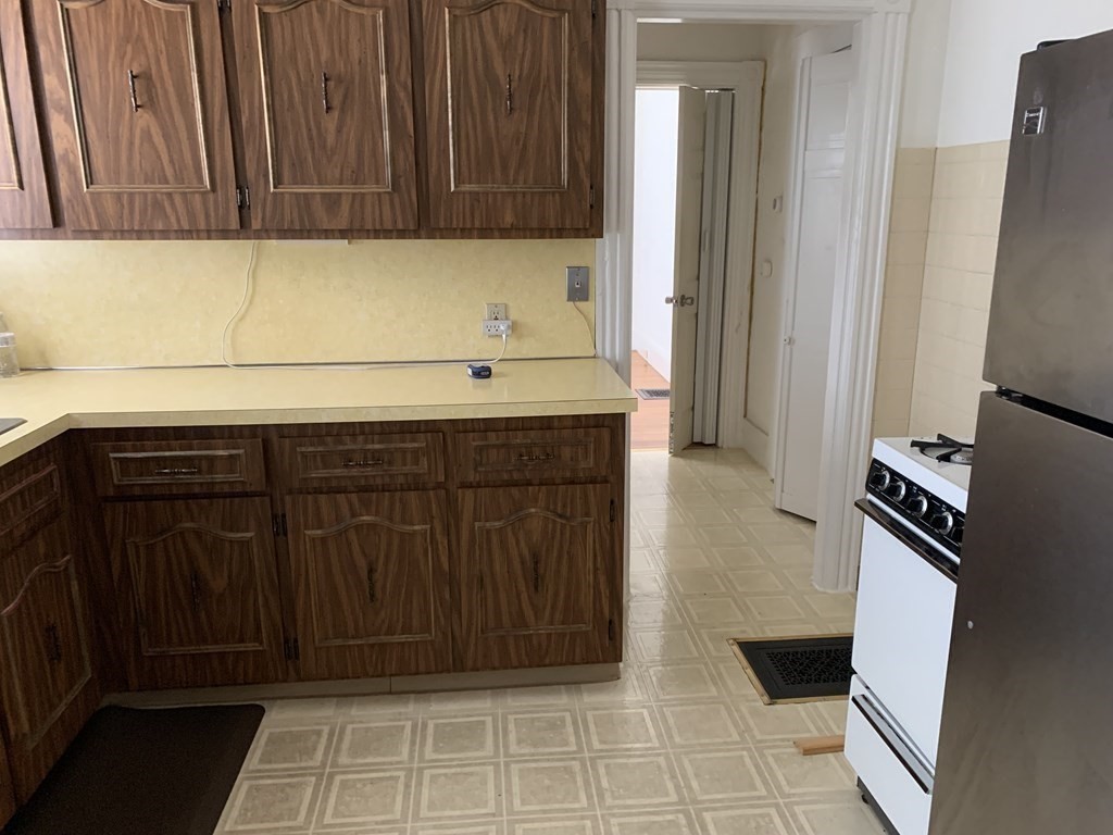 790 Broadway Everett, MA 02149 - Photo 9 of 39 a view of a storage and utility room