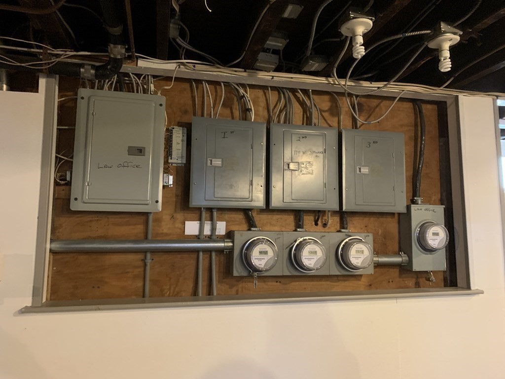 790 Broadway Everett, MA 02149 - Photo 10 of 39