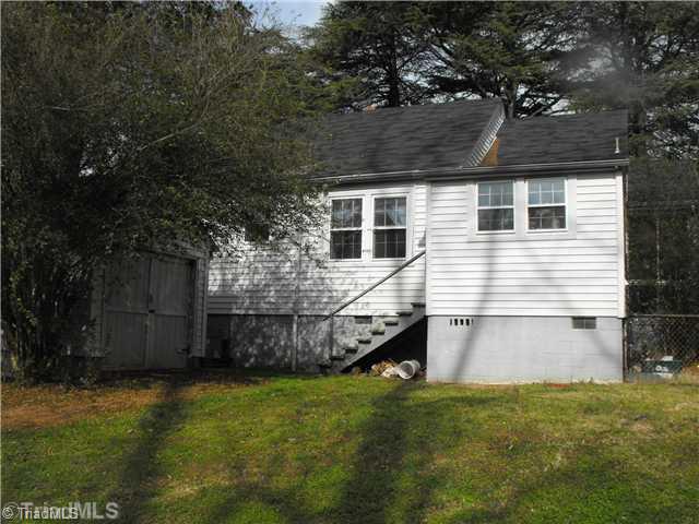 4014 Robinhood Road Winston-Salem, NC 27106 - Photo 2 of 8 Exterior Back.