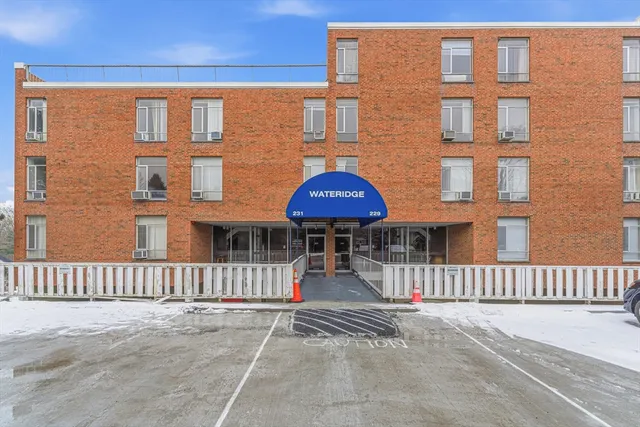 $389,900 | 231 Coolidge Avenue, Unit 401, Watertown, MA 02472