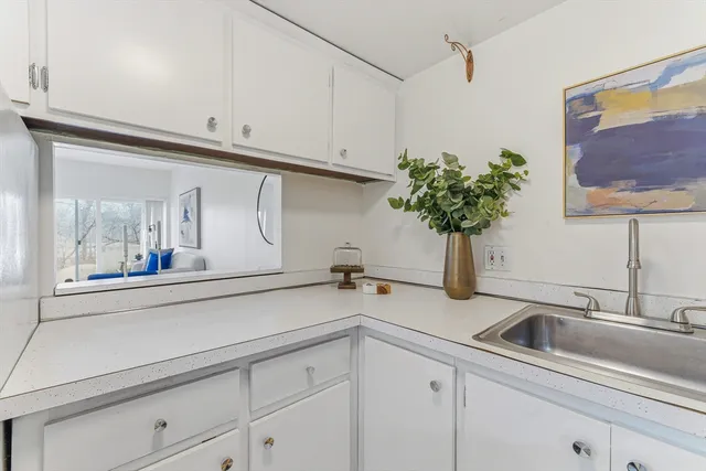 $389,900 | 231 Coolidge Avenue, Unit 401, Watertown, MA 02472