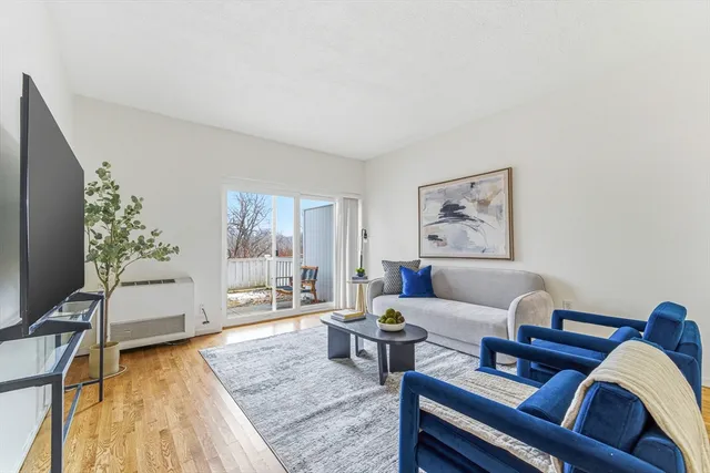 $389,900 | 231 Coolidge Avenue, Unit 401, Watertown, MA 02472