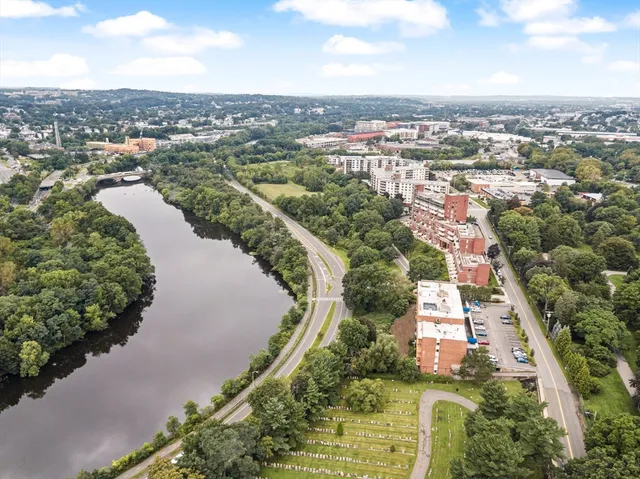 $389,900 | 231 Coolidge Avenue, Unit 401, Watertown, MA 02472