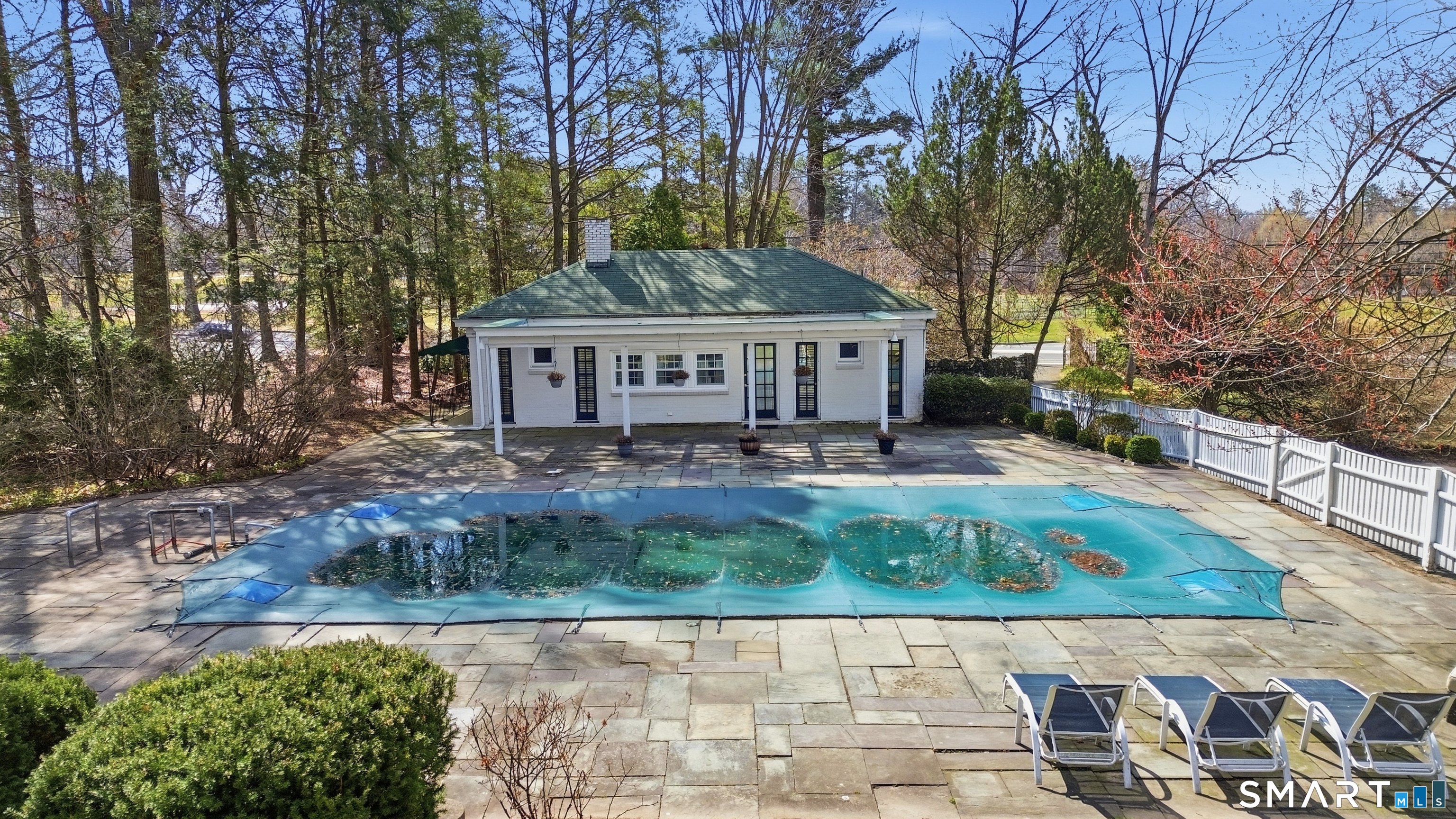 11 Sycamore Road West Hartford, CT 06117 - Photo 25 of 33