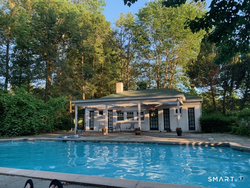 11 Sycamore Road West Hartford, CT 06117 - Photo 26 of 33