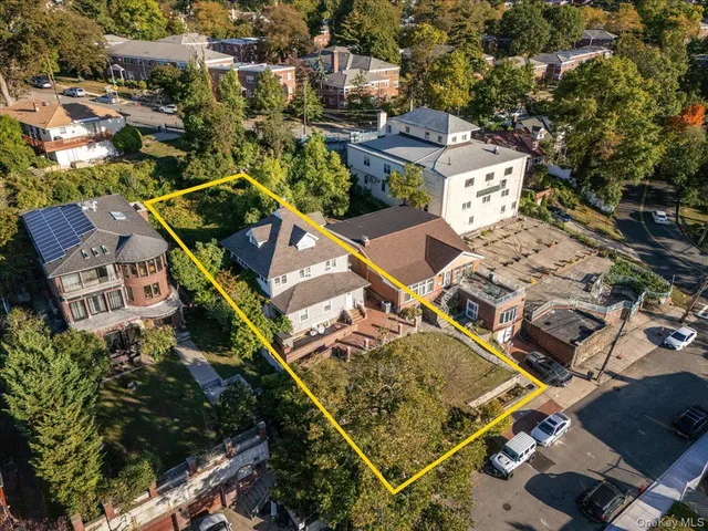 an aerial view of multiple house