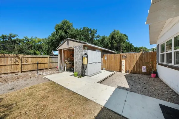$290,000 | 1207 Orange Avenue, Tavares, FL 32778