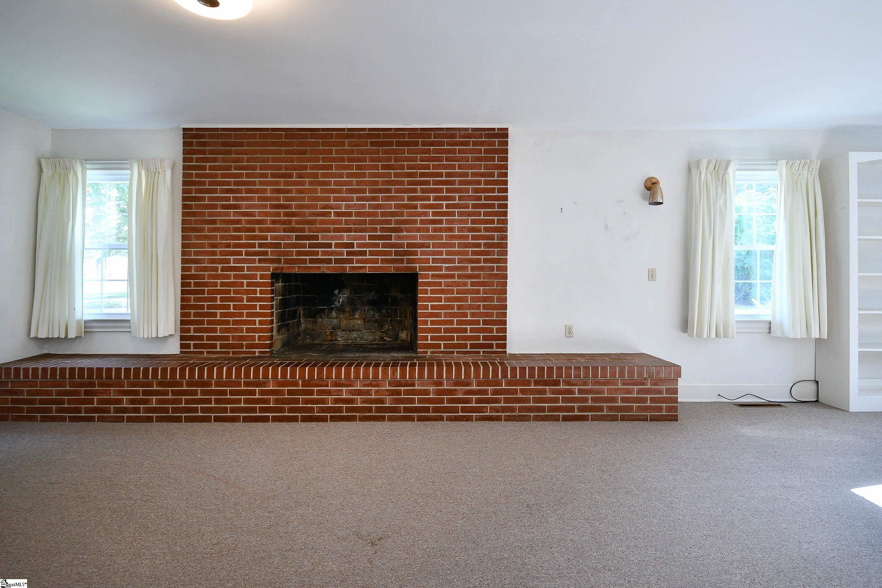 200 Garrett Street Fountain Inn, SC 29644 - Photo 13 of 32 Gallery Image 13