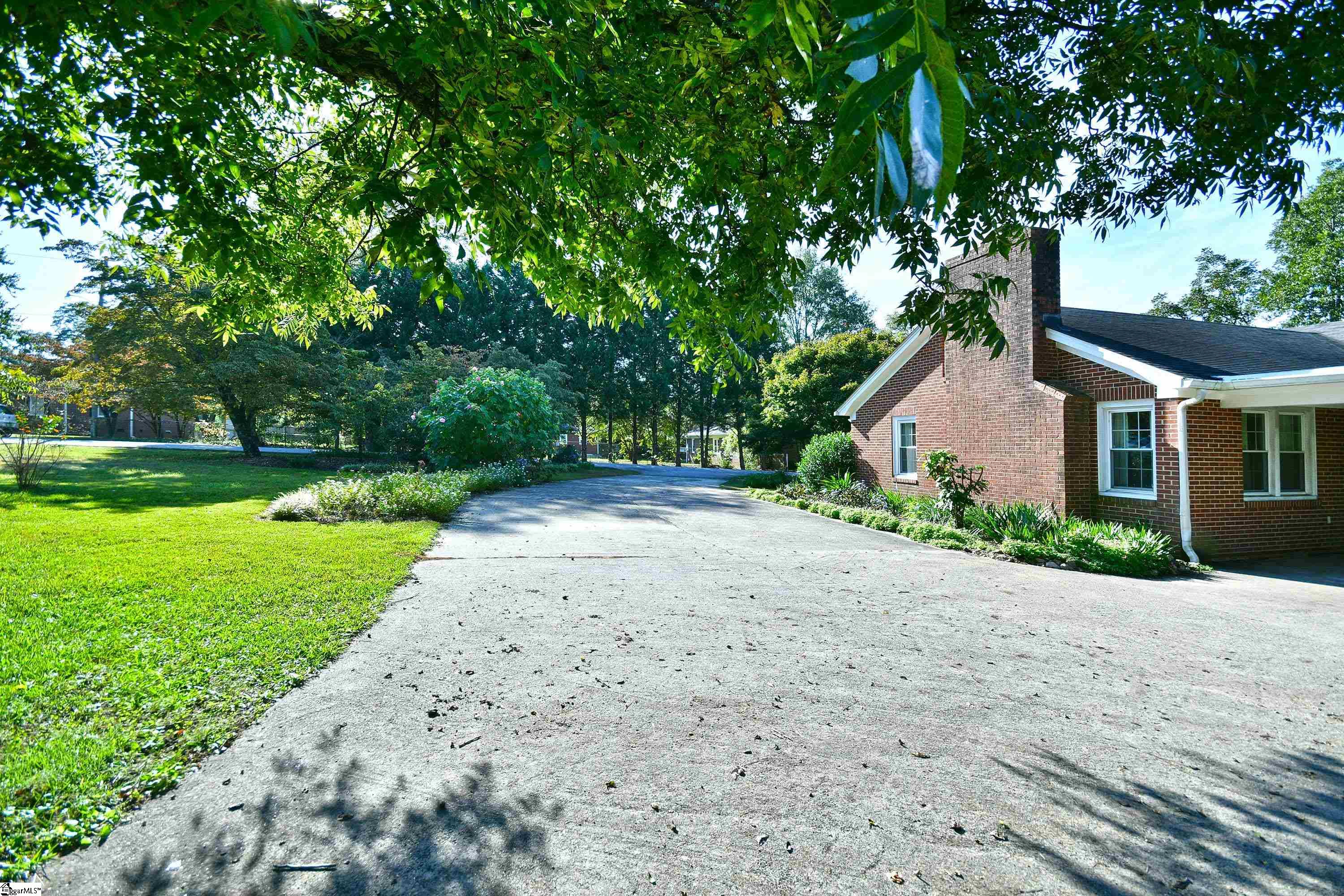 200 Garrett Street Fountain Inn, SC 29644 - Photo 25 of 32 Gallery Image 25