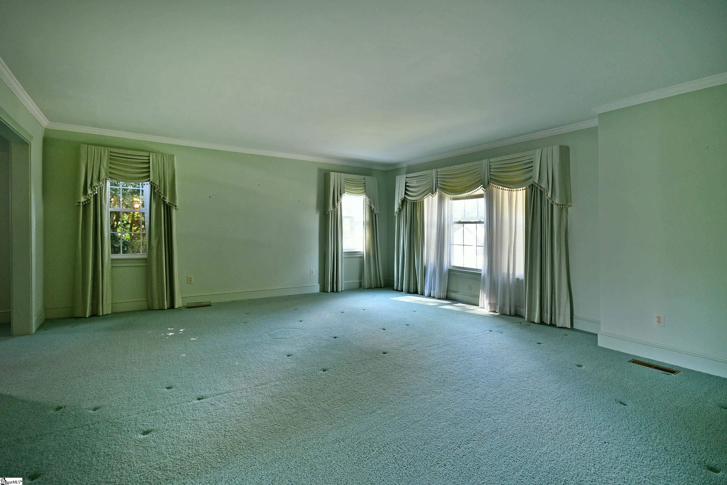 200 Garrett Street Fountain Inn, SC 29644 - Photo 6 of 32 Gallery Image 6