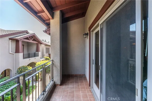 $640,000 | 707 South Azusa Avenue, Unit B, Azusa, CA 91702