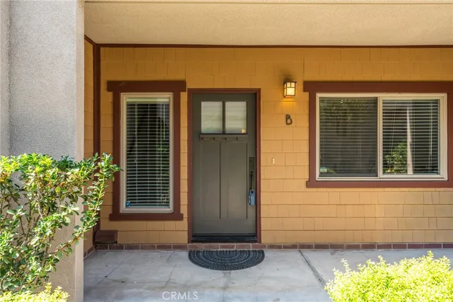 $640,000 | 707 South Azusa Avenue, Unit B, Azusa, CA 91702