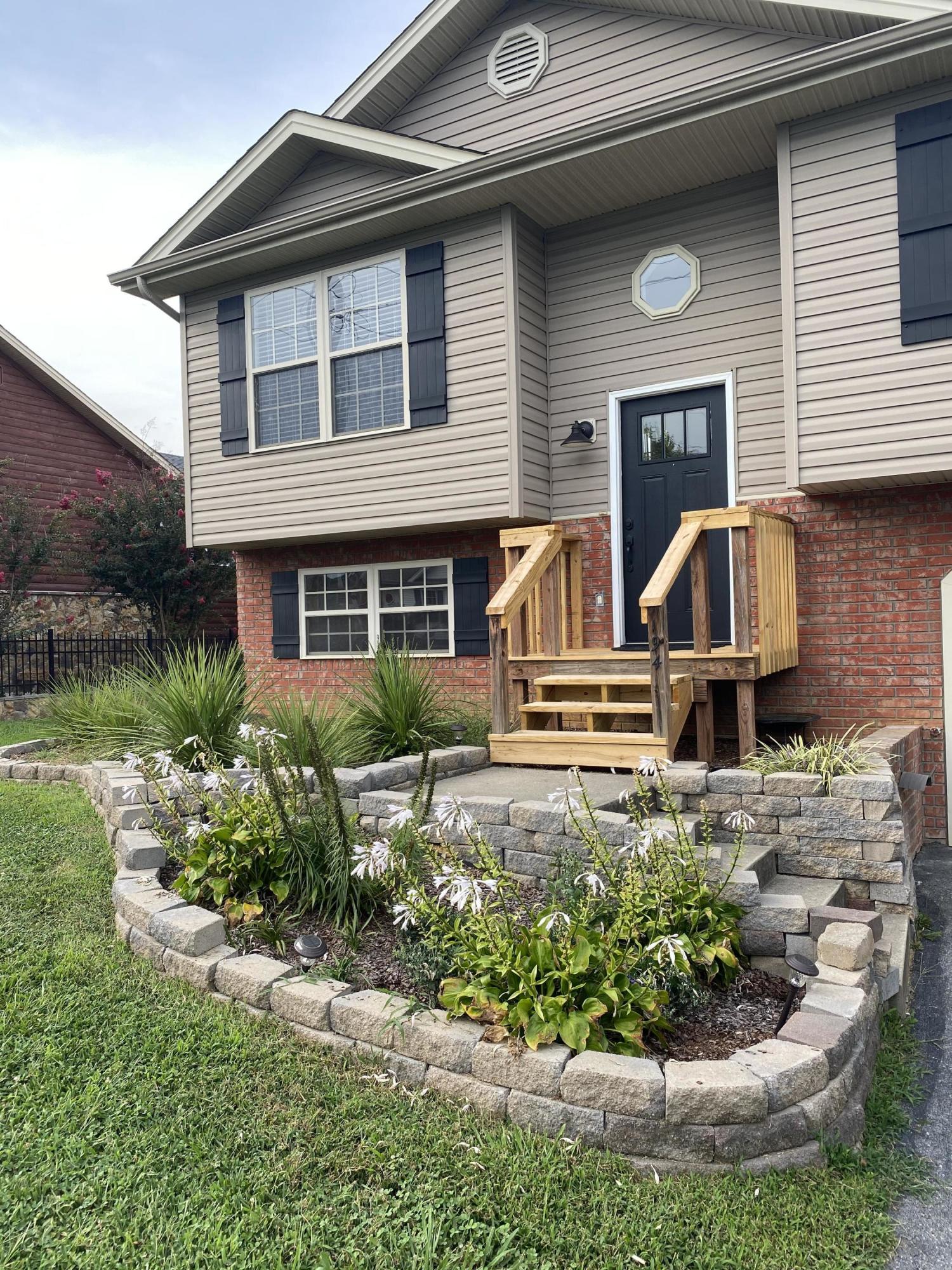 194 New Hope Road Jonesborough, TN 37659 - Photo 2 of 24 12BAFB6A-9DB7-443E-9746-1C10A2F183A7