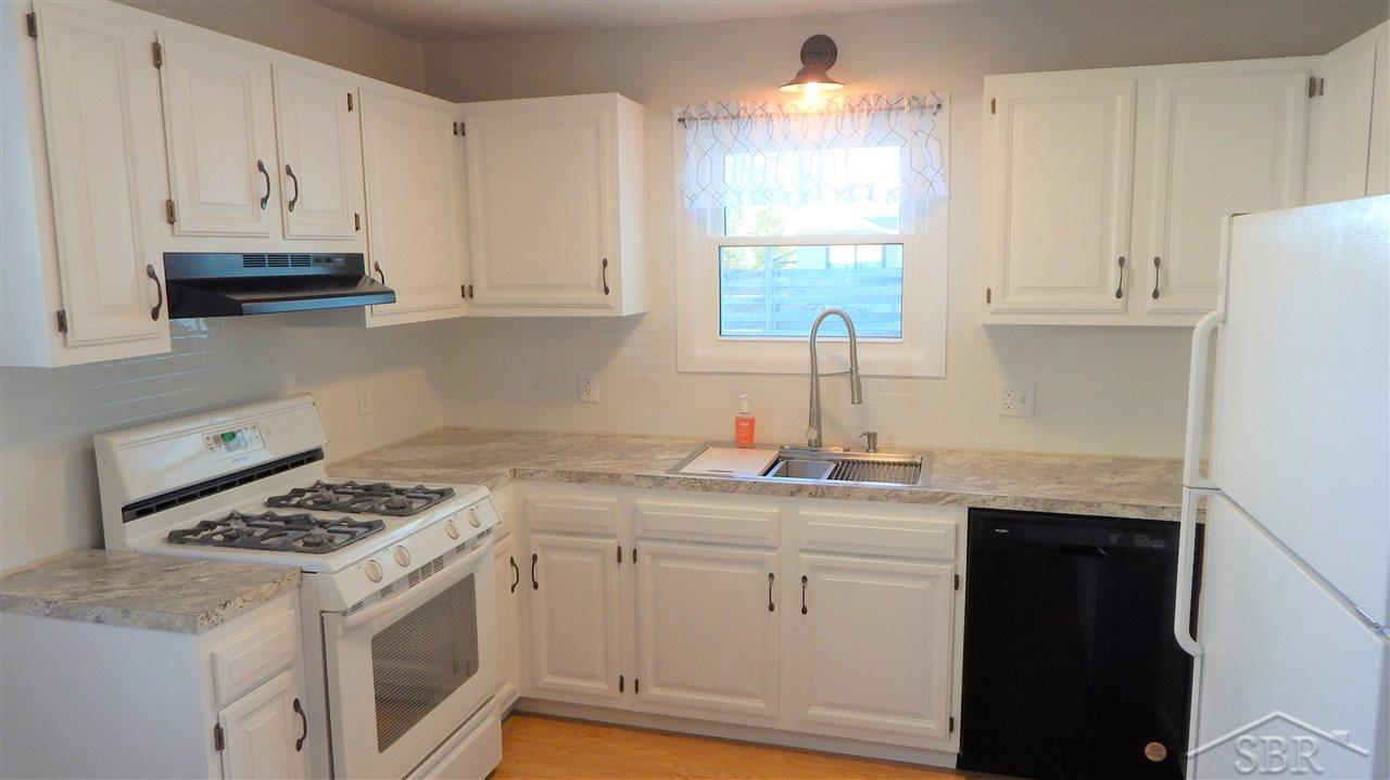 1307 South Carter Road Midland, MI 48642 - Photo 3 of 29