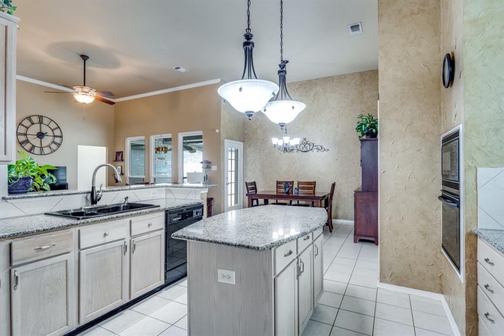 527 Cameron Lane Allen, TX 75002 - Photo 12 of 23 Kitchen to Breakfast room