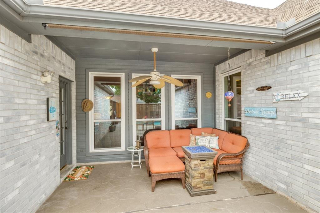 527 Cameron Lane Allen, TX 75002 - Photo 19 of 23 Covered patio