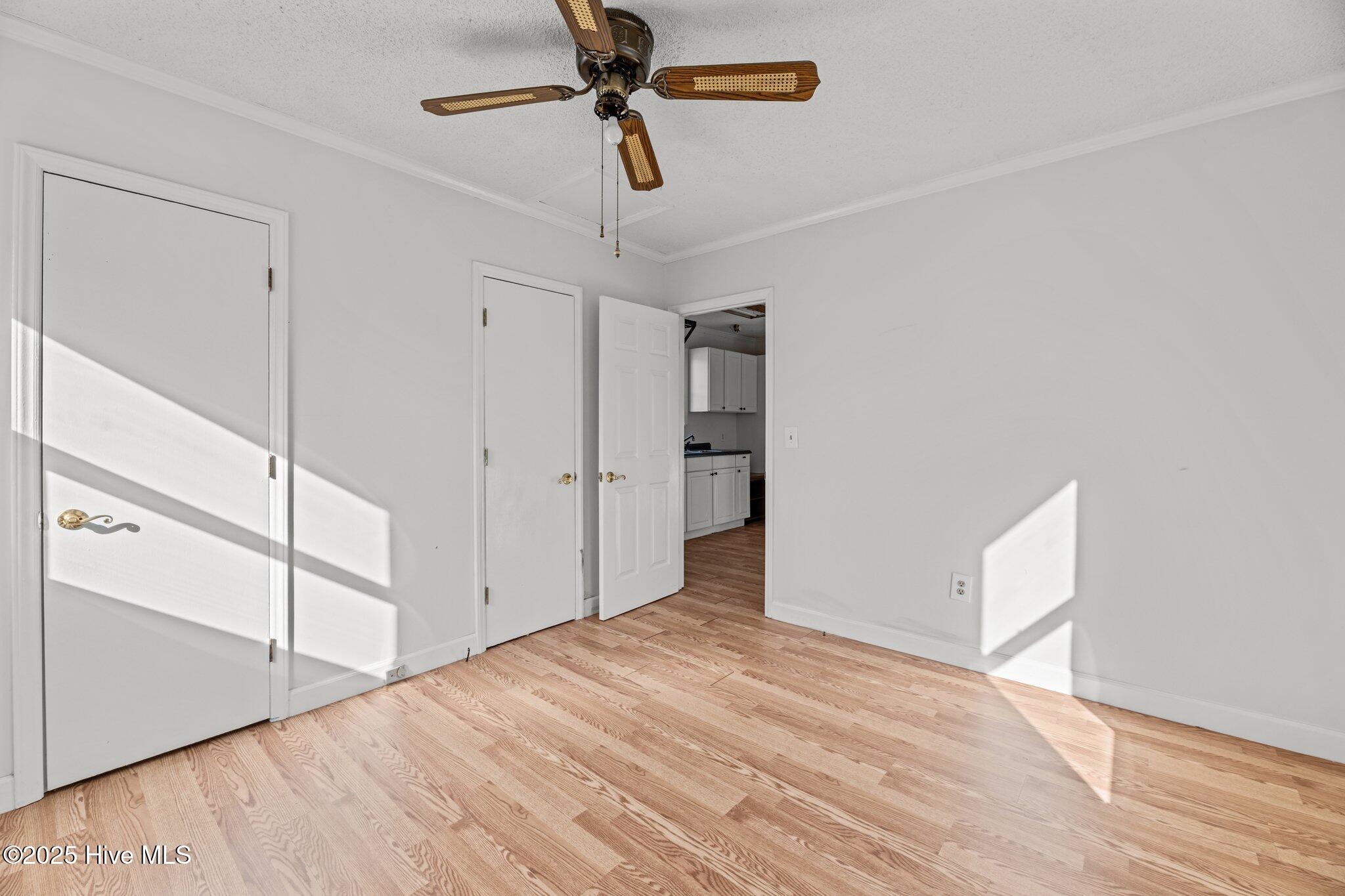 406 Sandy Point Road New Bern, NC 28560 - Photo 31 of 34 47-web-or-mls-DSC_2746