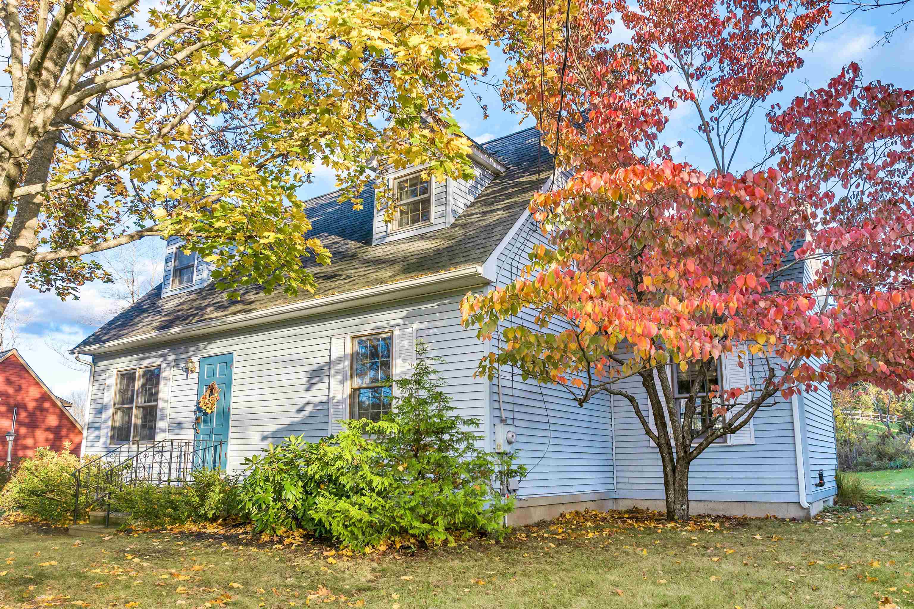 11 Ledgeview Drive Rochester, NH 03839 - Photo 2 of 28