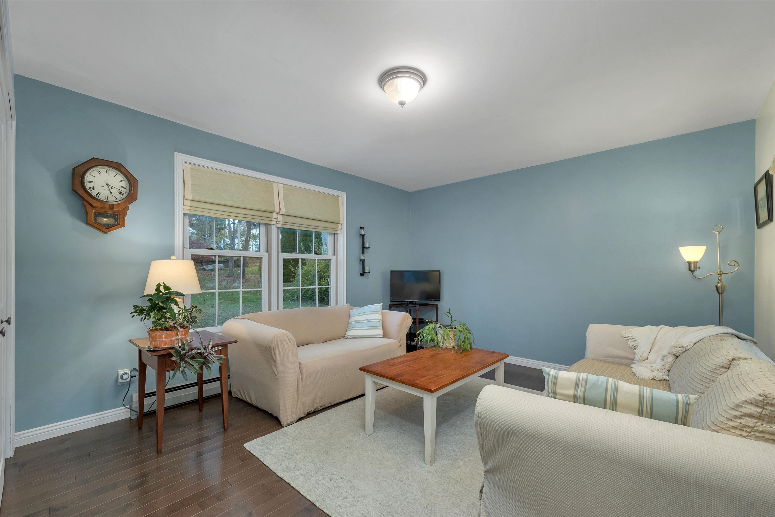 11 Ledgeview Drive Rochester, NH 03839 - Photo 4 of 28
