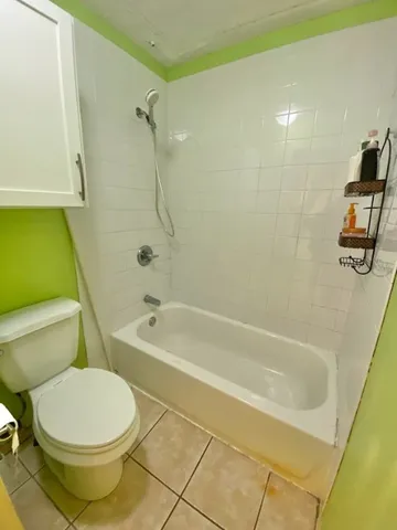 $15 | 807 West 25th Street, Unit 215, Austin, TX 78705