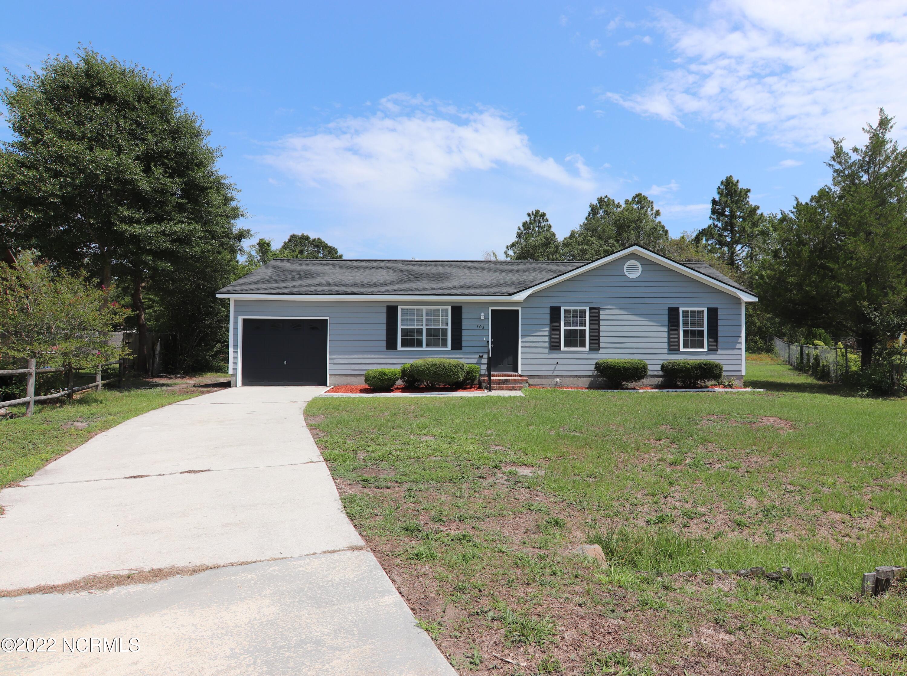403 Cascade Court Hubert, NC 28539 - Photo 1 of 31 Cute Ranch Home