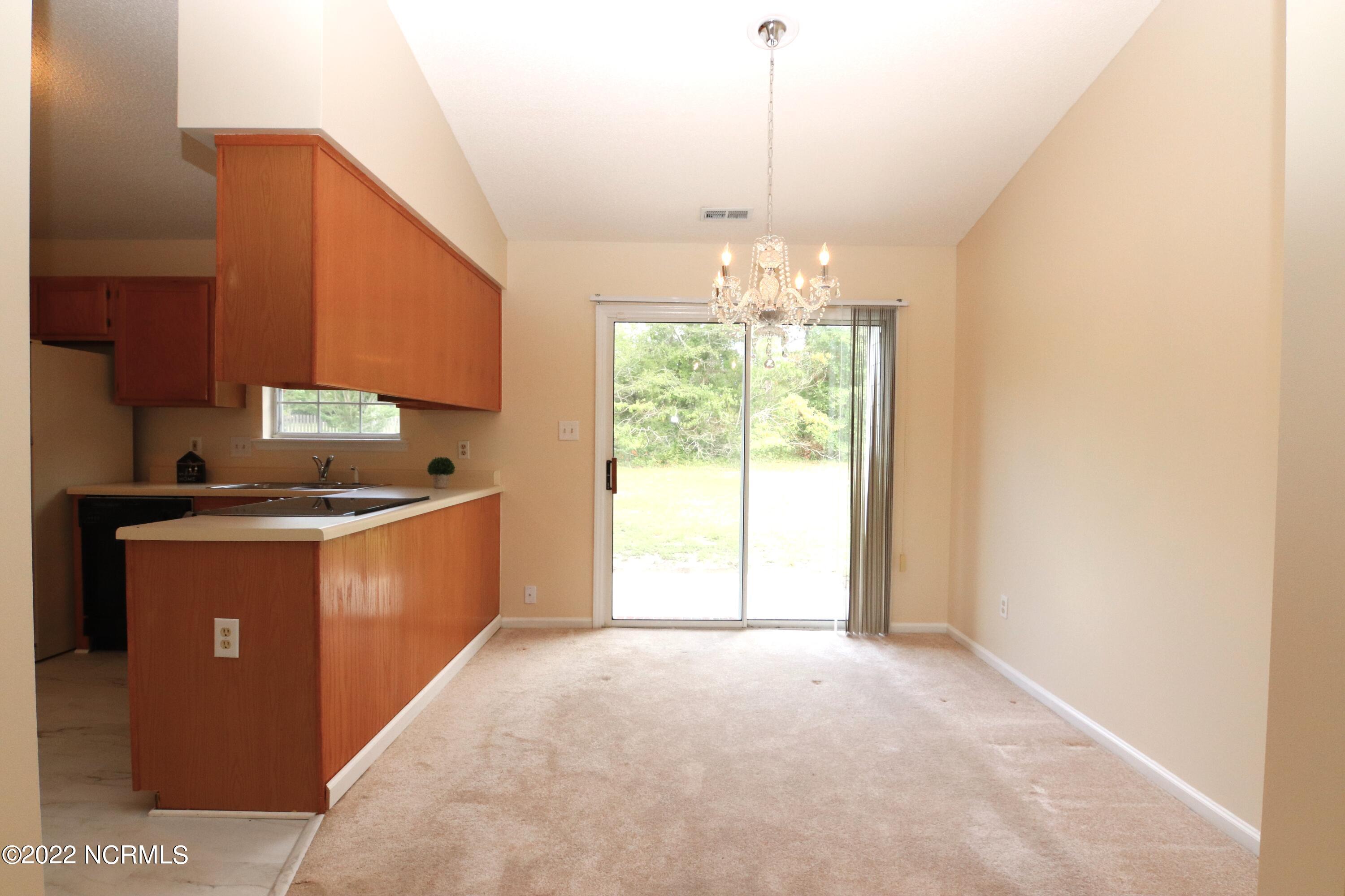 403 Cascade Court Hubert, NC 28539 - Photo 7 of 31 Dining Room