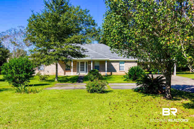 21675 Broad Street Silverhill, AL 36576 - Photo 2 of 31 Mature Foliage