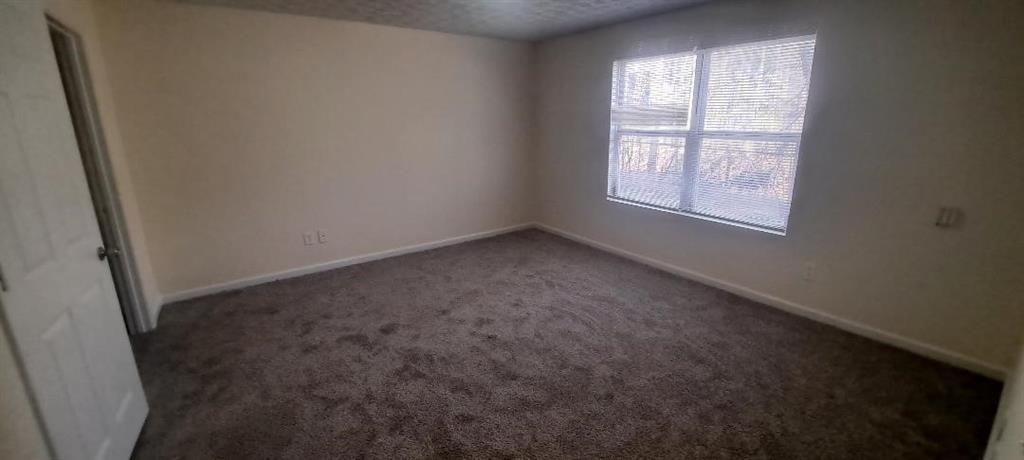 7104 Fairington Ridge Circle Lithonia, GA 30038 - Photo 7 of 8