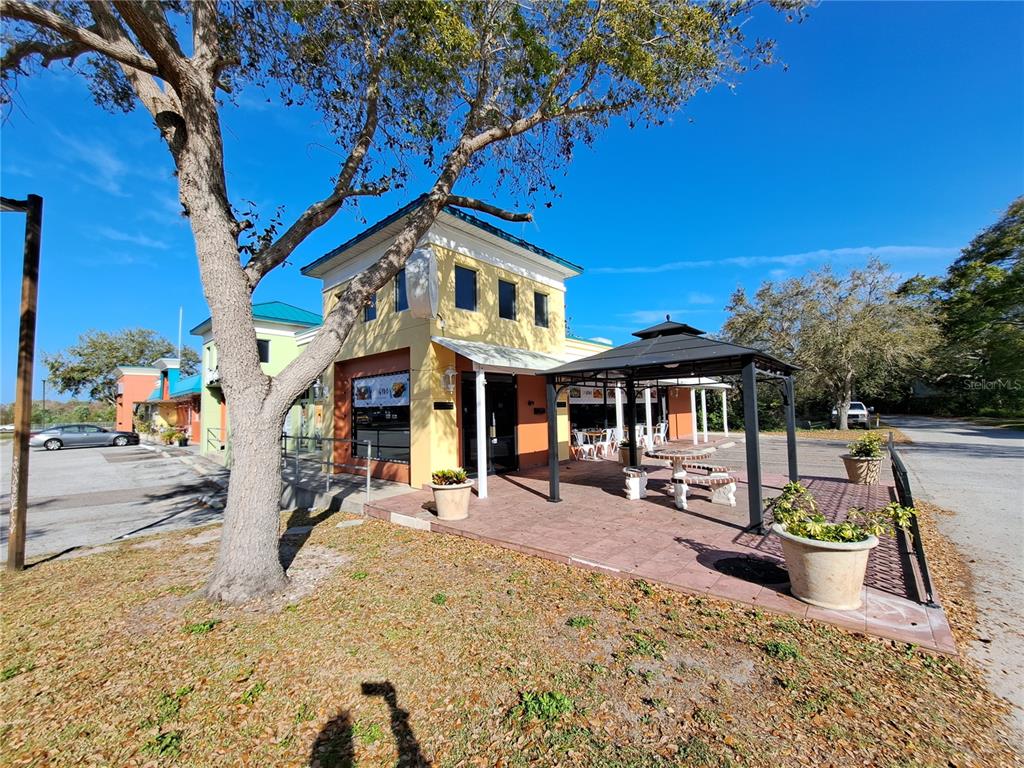 1600 Achieva Way Dunedin, FL 34698 - Photo 12 of 98