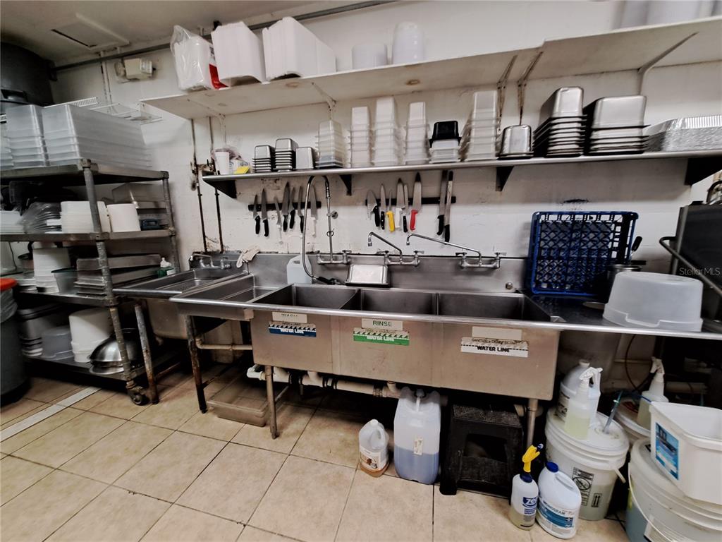 1600 Achieva Way Dunedin, FL 34698 - Photo 58 of 98