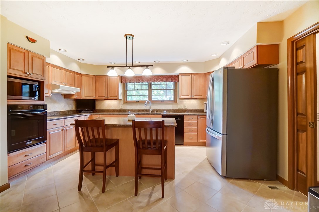 3519 Big Tree Road Bellbrook, OH 45305 - Photo 10 of 66 Gallery Image 10