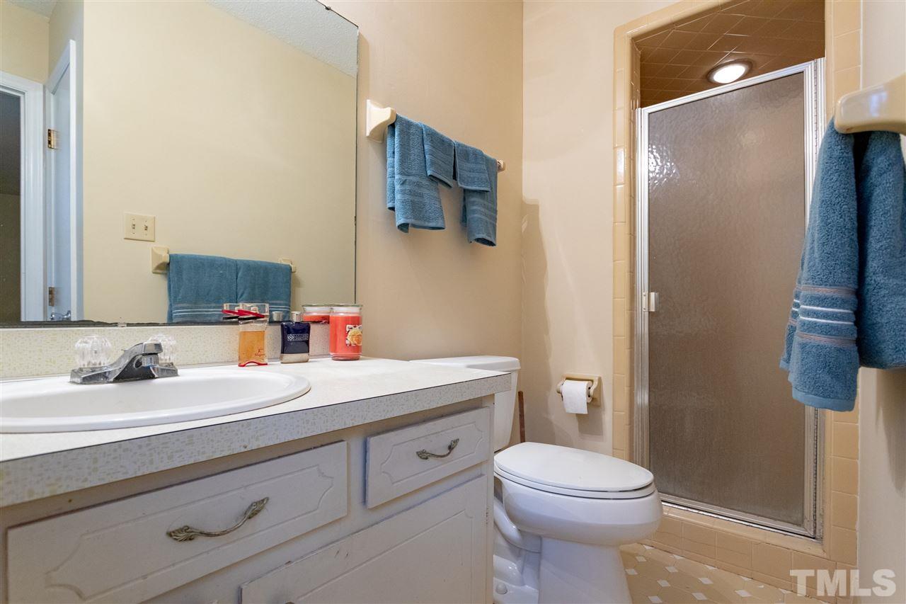 5124 Raintree Road Durham, NC 27712 - Photo 12 of 20