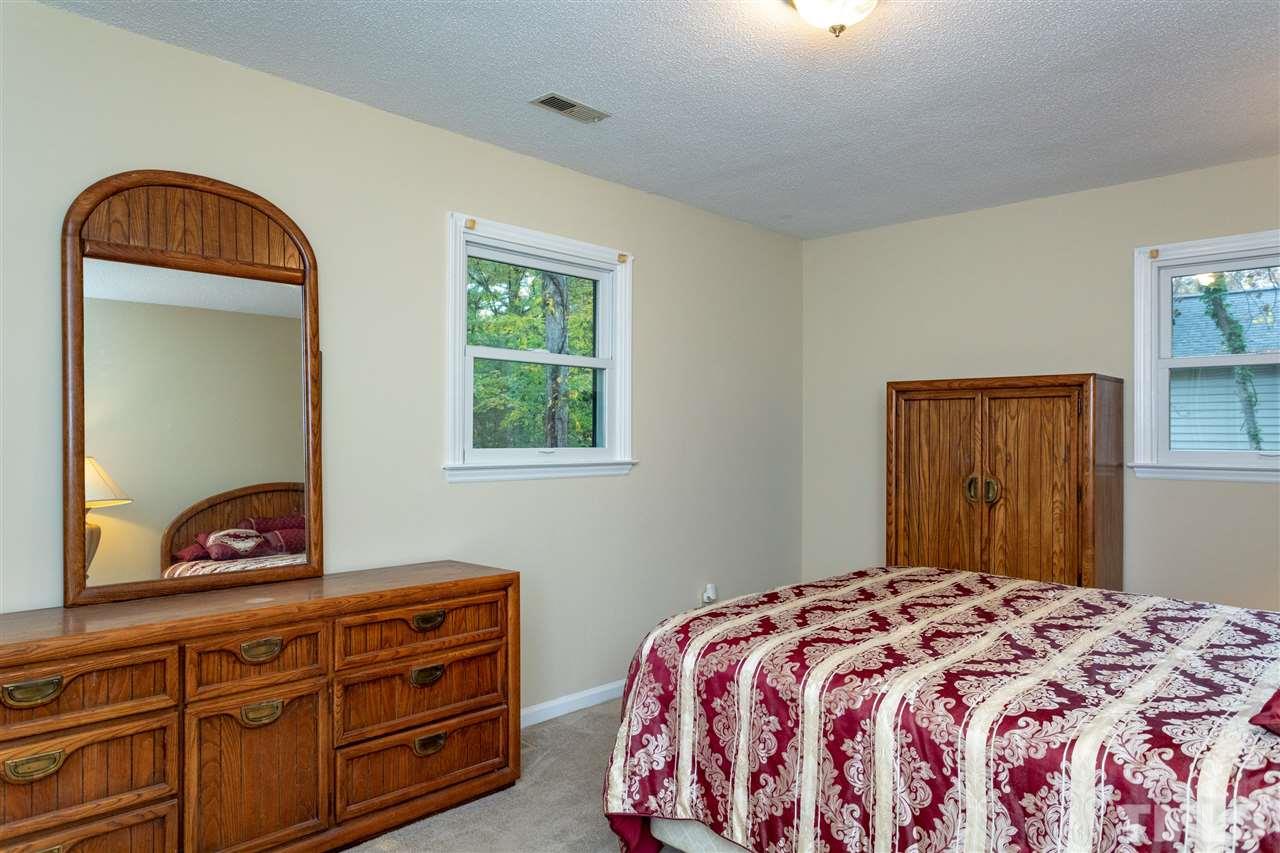 5124 Raintree Road Durham, NC 27712 - Photo 13 of 20