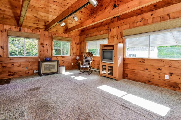 52 Eastside Road Wrentham, MA 02093 - Photo 14 of 30