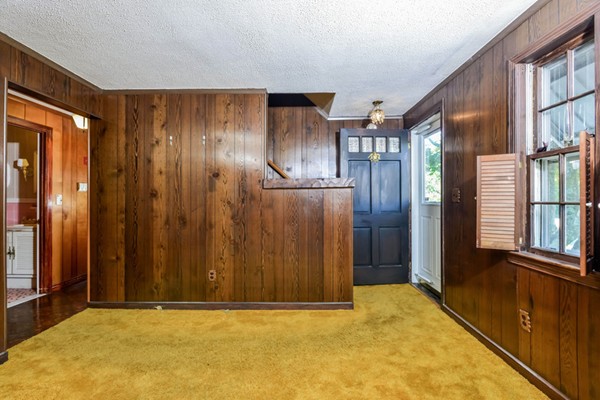52 Eastside Road Wrentham, MA 02093 - Photo 5 of 30