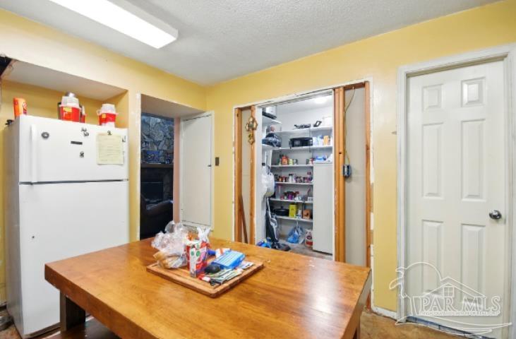 2738 Garcon Point Road Milton, FL 32583 - Photo 17 of 42 Gallery Image 17
