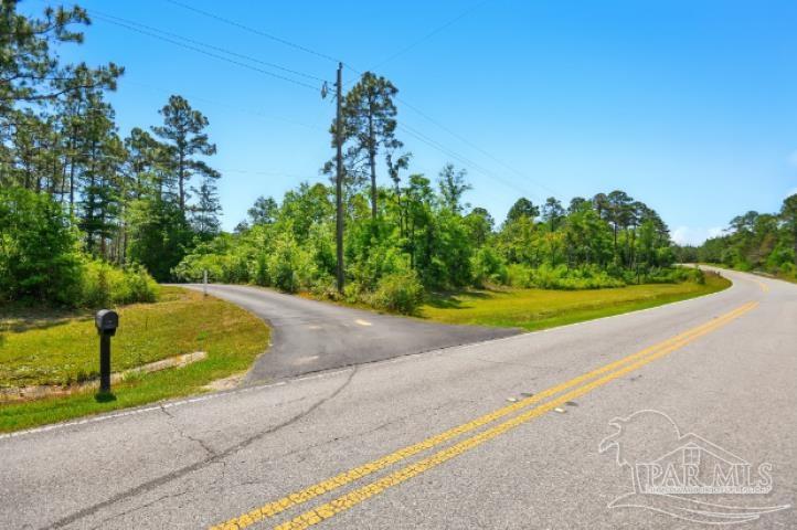2738 Garcon Point Road Milton, FL 32583 - Photo 2 of 42 Gallery Image 2