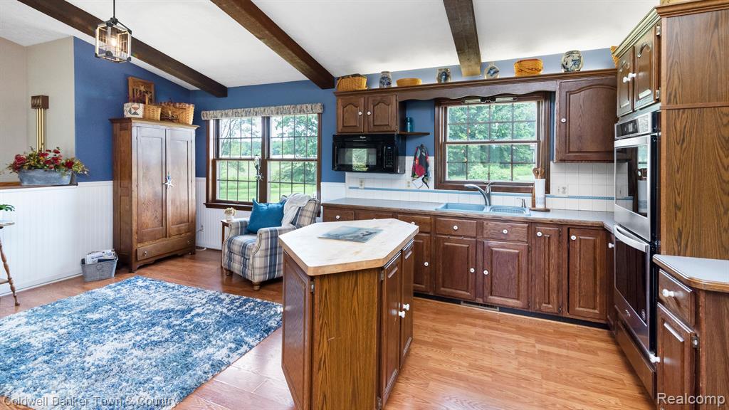 1313 Rush Lake Road Pinckney, MI 48169 - Photo 17 of 64