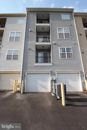 $2,900 | 2415 Rainswood Lane, Woodbridge, VA 22191